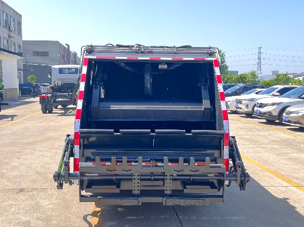 江淮康鈴【可上藍牌】4立方壓縮垃圾車｜掛桶垃圾車｜小區生活垃圾收集車